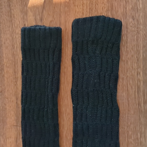 Black Cable Knit Ballet Leg Warmers - Picture 7 of 8